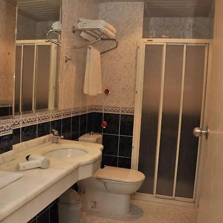 شقة فندقية Amber-rose 2*