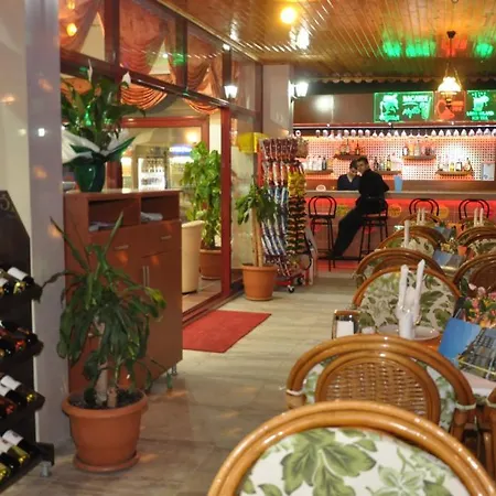 Hotel de apartamente Amber-rose 3*