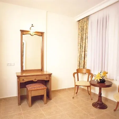 Hotel apartamentowy Amber-rose 2*