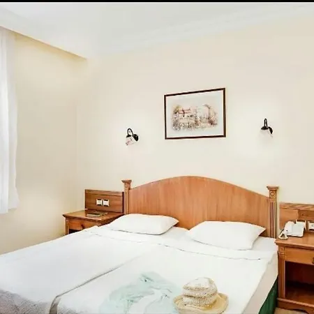 Amber-rose Aparthotel